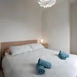 Mediterranes Nur 100 Meter Zum Mit Salzwasserpool Und Jacuzzi Apartment Funtana